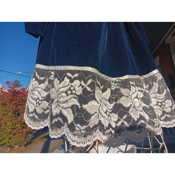 Sz 2T JoLene Girls Vintage 80s Velvet Dress Victorian Style Navy Blue Holiday - Picture 6 of 16